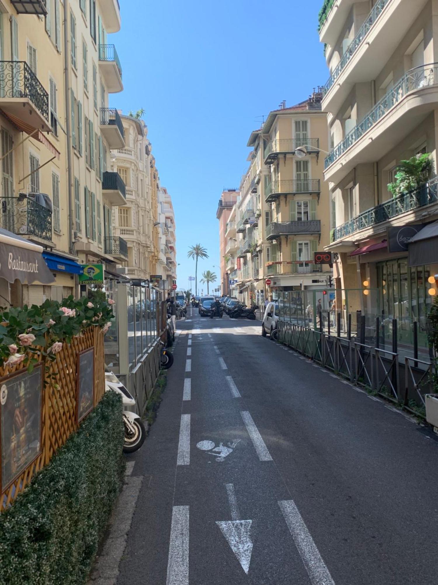 Au Carre D Or A 1 Minute De La Apartment